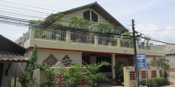 baan saluda laem ngop